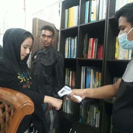 Bumimi Homestay Painan Buitenkant foto