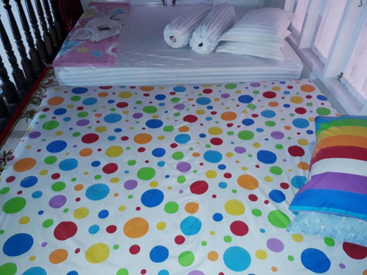 Bumimi Homestay Painan Buitenkant foto