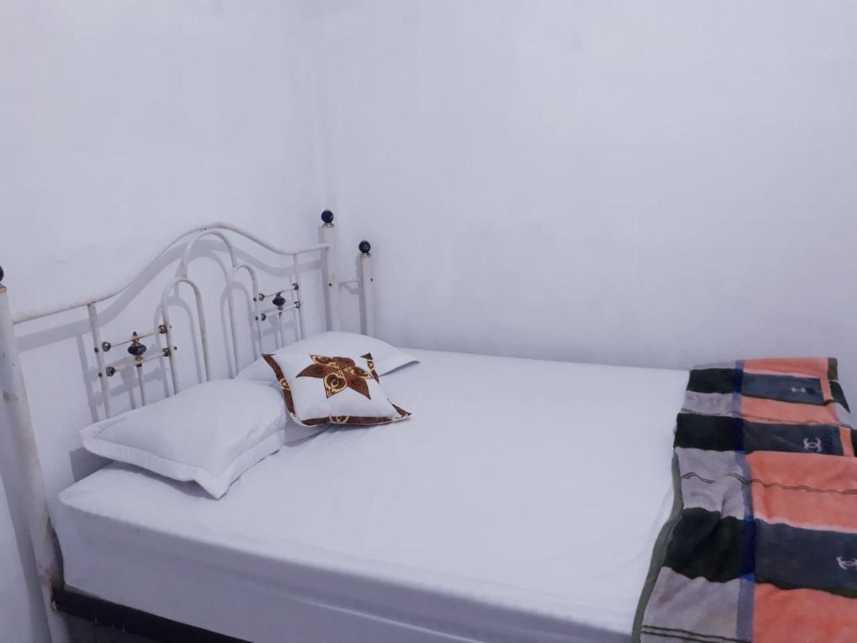 Bumimi Homestay Painan Buitenkant foto