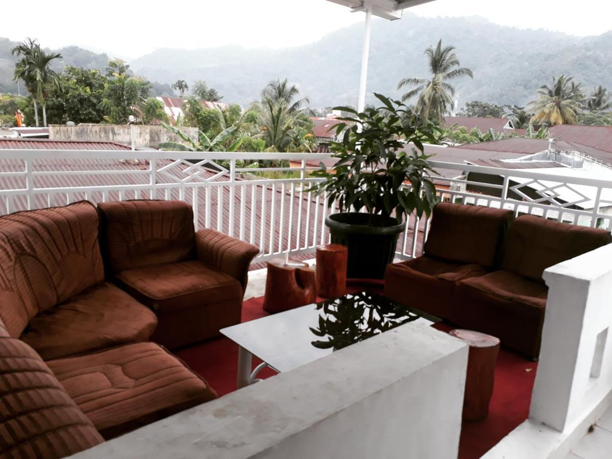 Bumimi Homestay Painan Buitenkant foto