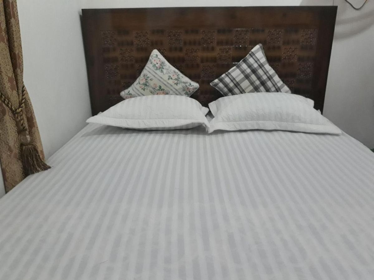 Bumimi Homestay Painan Buitenkant foto