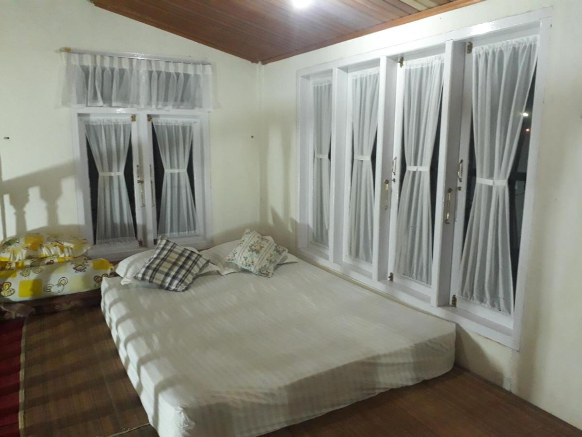 Bumimi Homestay Painan Buitenkant foto