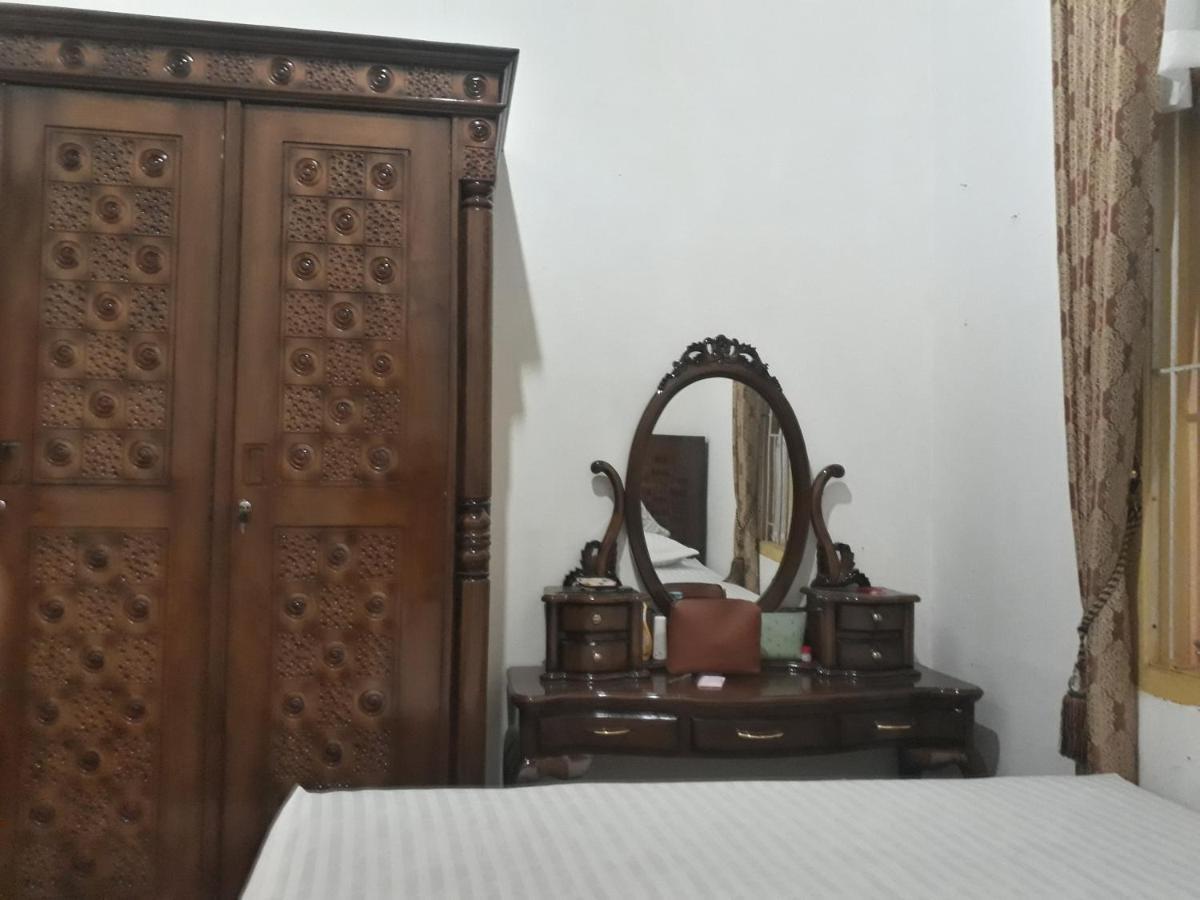 Bumimi Homestay Painan Buitenkant foto